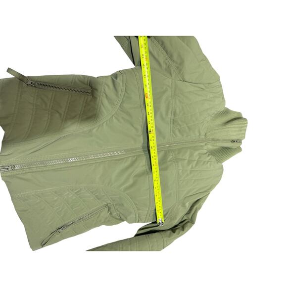 Cabi ski lift puffer jacket size L excellent condition - Picture 7 of 9